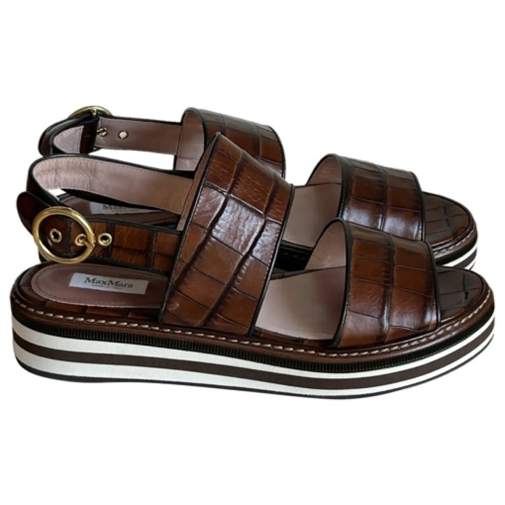 Max Mara
Max Mara Atelier leather sandal
38 EU